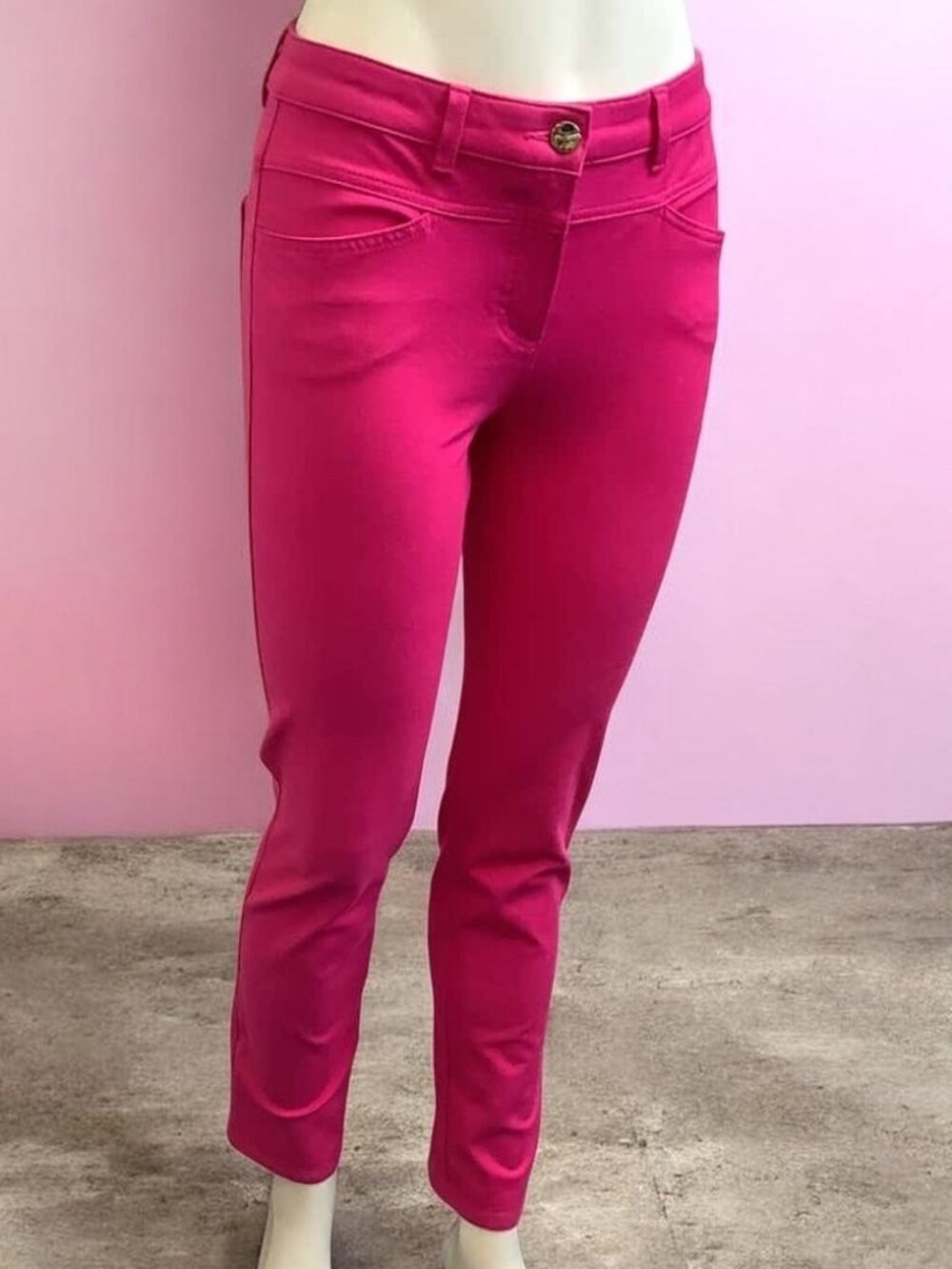 ESCADA Women’s Skinny Jeans Fuchsia – Size 40